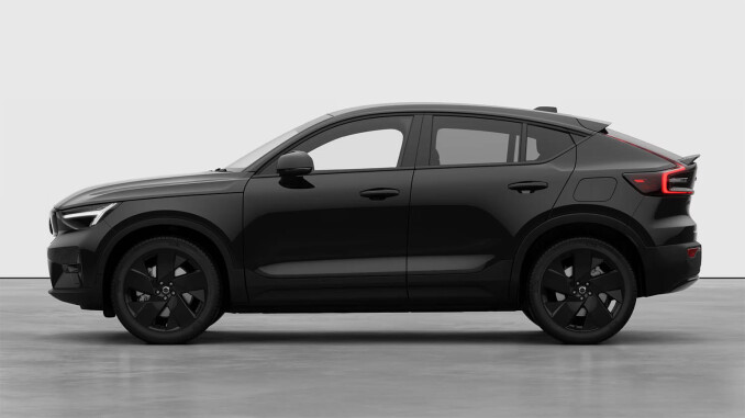 Volvo EC40 185kW Ext Range Plus Black Edition 82kWh 5dr Auto Electric Estate - Image 2